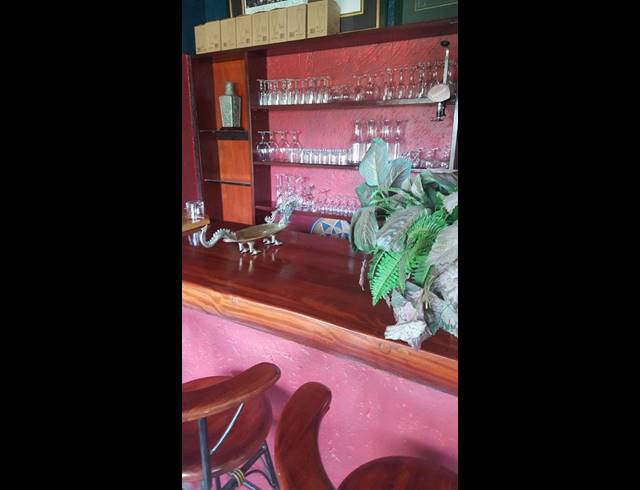 14 BEDROOM HOUSE FOR SALE IN BRYANSTON